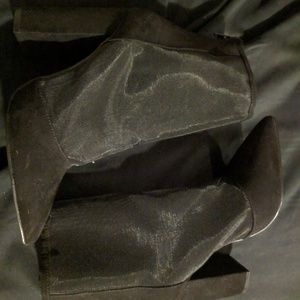 Mesh heeled boots ❤️